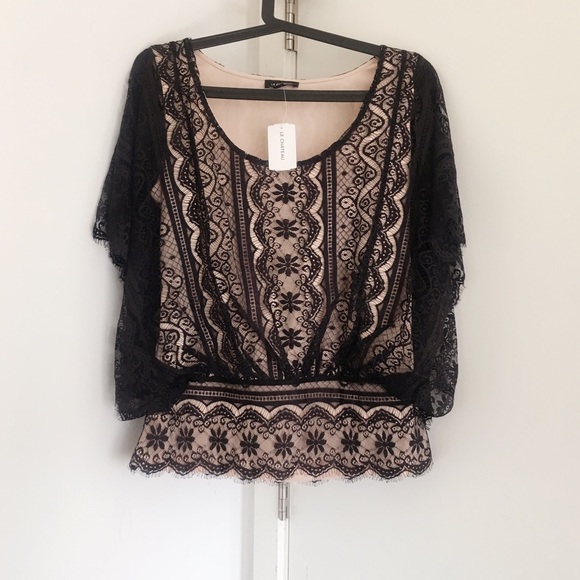 NWT Brand new lace top-2 color available- Size S - Picture 3 of 4